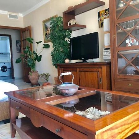 Gatu Premium Villa Isabel Terraza,Parking,1ºlinea Playa,Wifi,Vista Al Mar , Preferente Mayores De 25 Anos Y Familias Cádiz Exterior foto